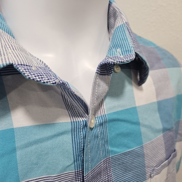 St. John's Bay Easy Care men's button short sleeve XXL - Picture 2 of 6